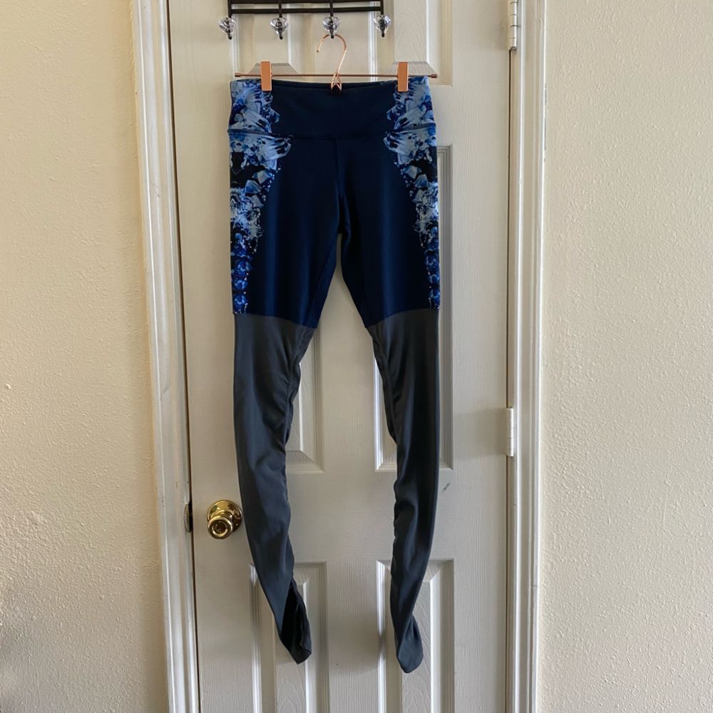 Alo Goddess Leggings